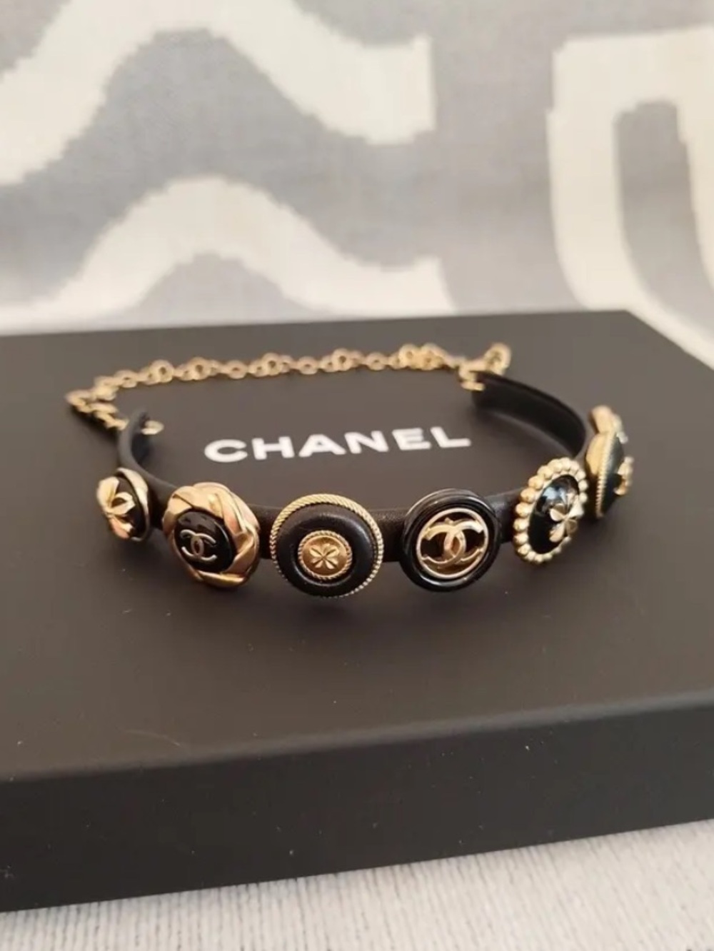 ChaneI Black Gold Tone Lucky Clover Logo Chocker Necklace